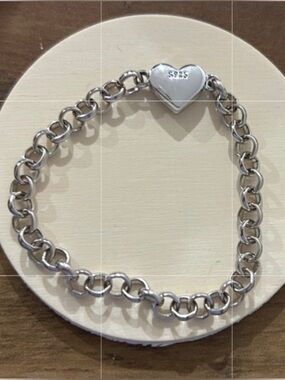 A - Sterling Silver Heart Link Bracelet - 925 Silver
